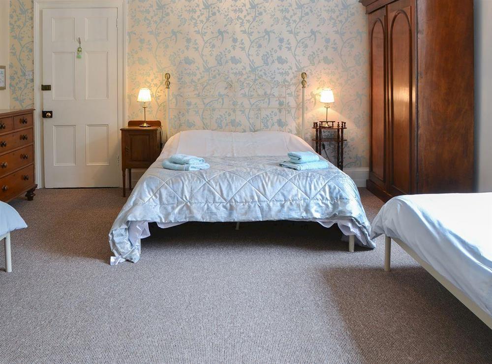 Spacious bedroom with en-suite (photo 2) at Blaithwaite House, 