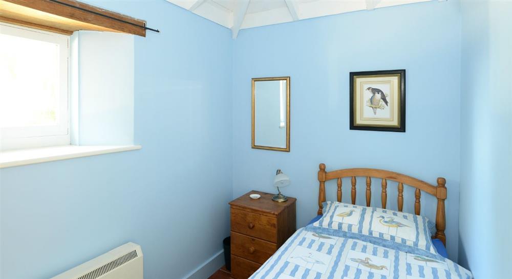 The single bedroom at Blakeney Lodge in Blakeney, Norfolk