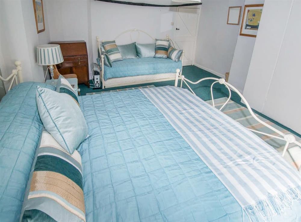 Spacious double bedroom at Buttercup Cottage, 
