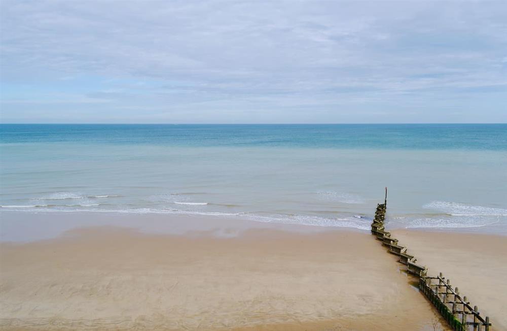 Beach at Overstrand at Cobble Cottage, 