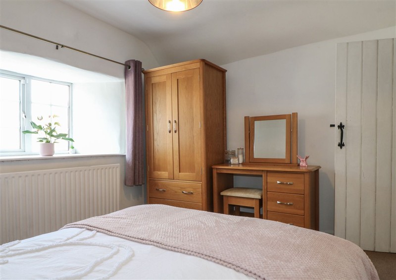 Bedroom (photo 4) at Blindwell House, Darley Dale