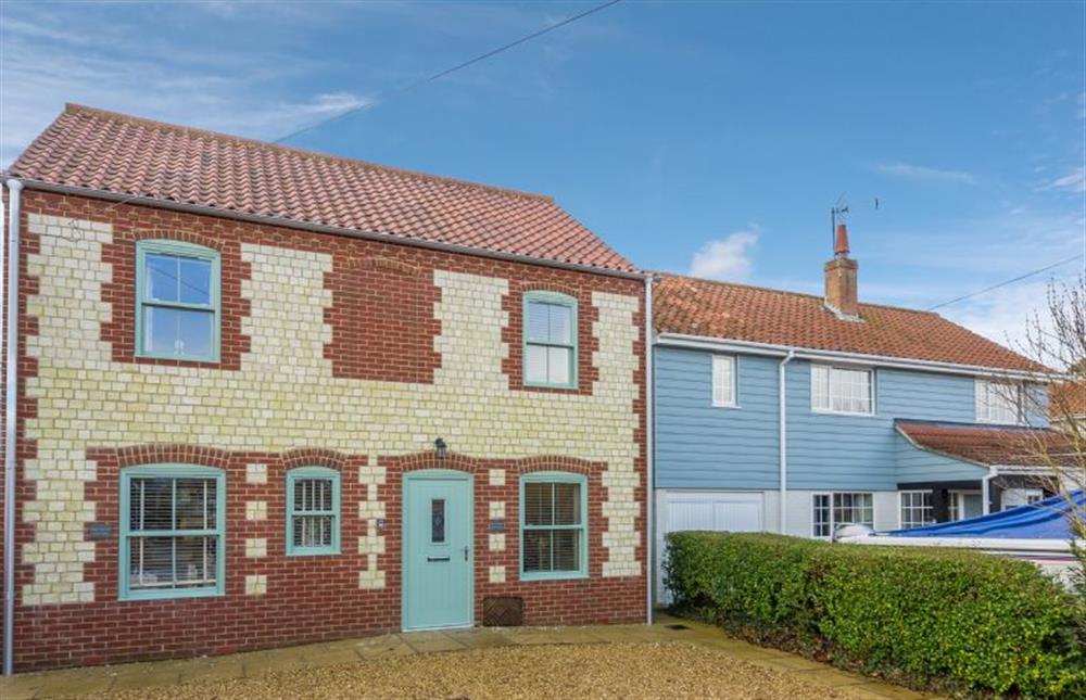 Blossom Cottage: Front elevation (right side) at Blossom Cottage, Brancaster near Kings Lynn