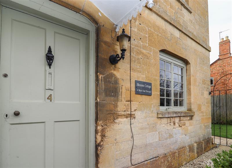 The setting (photo 2) at Blossom Cottage, Chipping Campden