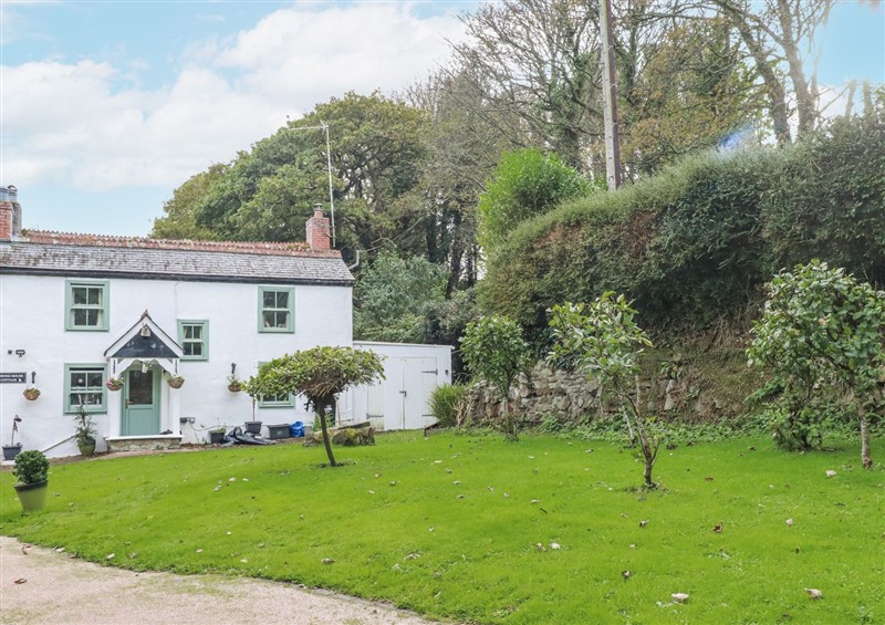 The setting at Blowing House Cottage, near Perranporth