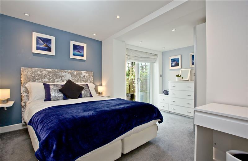 This is a bedroom at Blue Bay, Cornwall