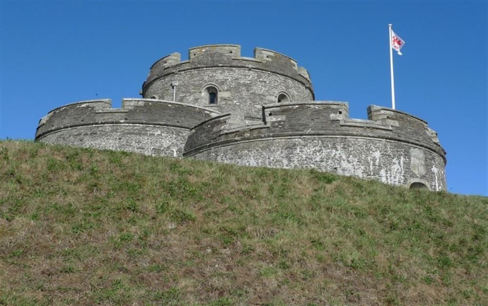 St Mawes Castle is just a short drive away. A beautiful town to visit for shops and eateries too!
