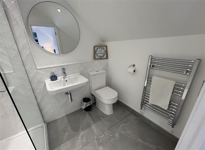 The bathroom (photo 3) at Blue Drift, Budleigh Salterton