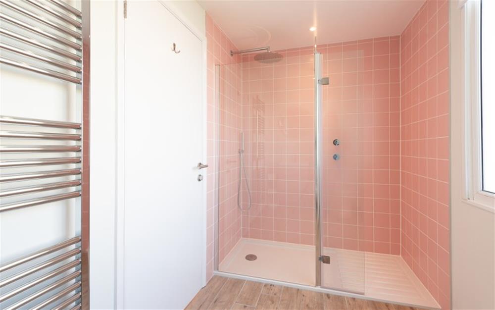 En suite shower room to bedroom 4  at Blue Shores in Thurlestone