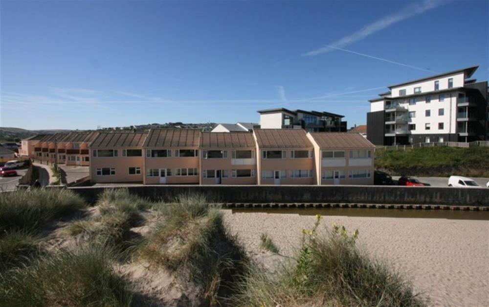 Sand Bay Holiday Flats at Blue Waters in Perranporth