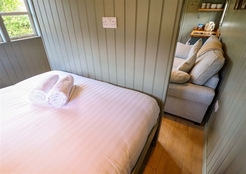 One of the bedrooms (photo 2) at Bluebell, Ashby-cum-Fenby near Waltham