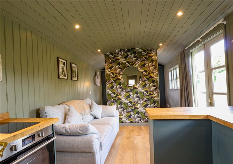 Relax in the living area at Bluebell, Ashby-cum-Fenby near Waltham