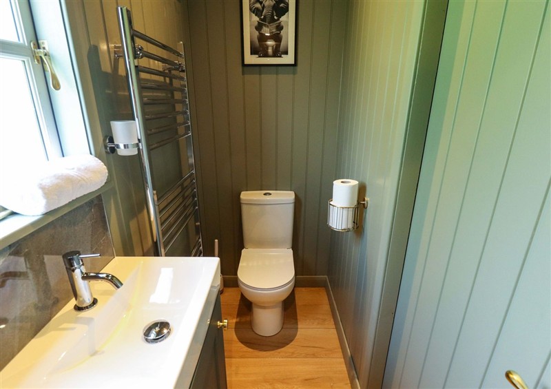 This is the bathroom (photo 2) at Bluebell, Ashby-cum-Fenby near Waltham