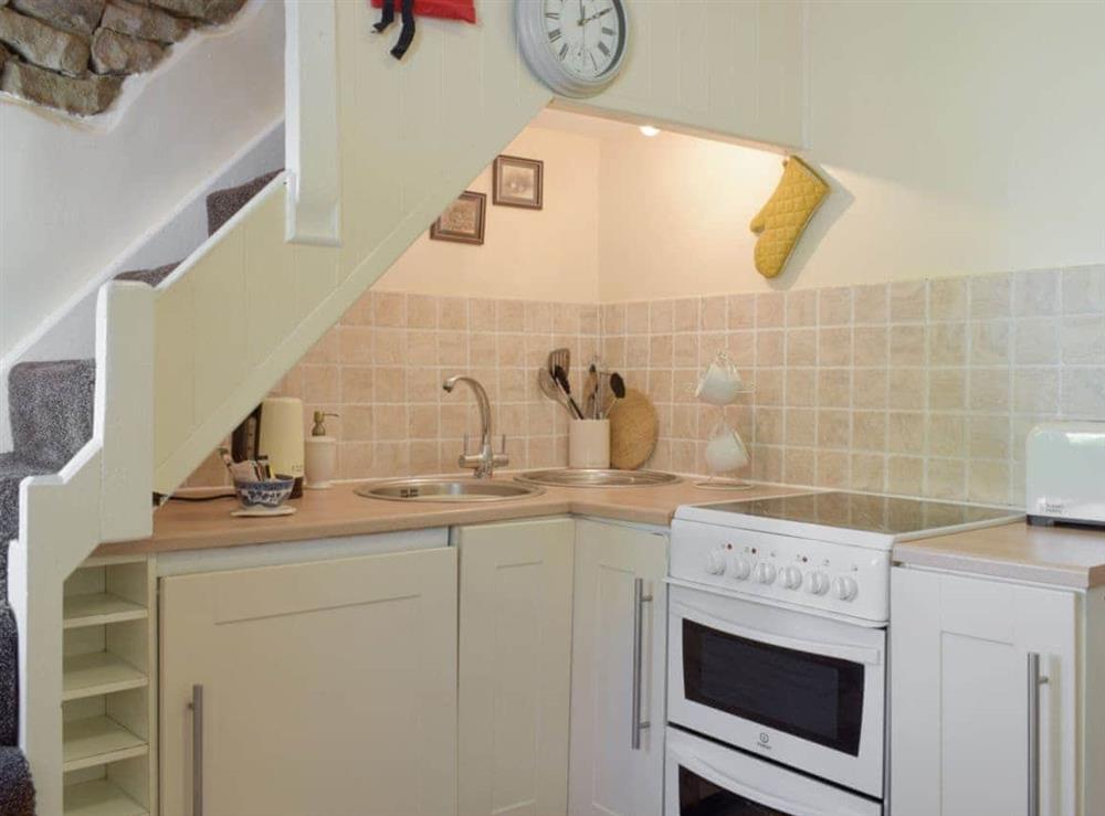 Well-equipped fitted kitchen at Bluebell Cottage in Calder Vale, near Garstang, Lancashire