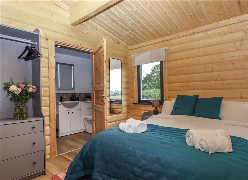 Bedroom (photo 2) at Bluebell Lodge, Hittisleigh