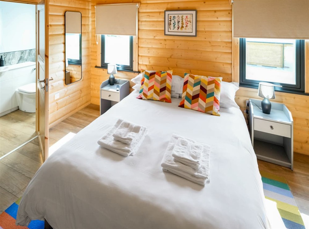 Double bedroom (photo 2) at Bluebell Lodge in Hittisleigh, Devon