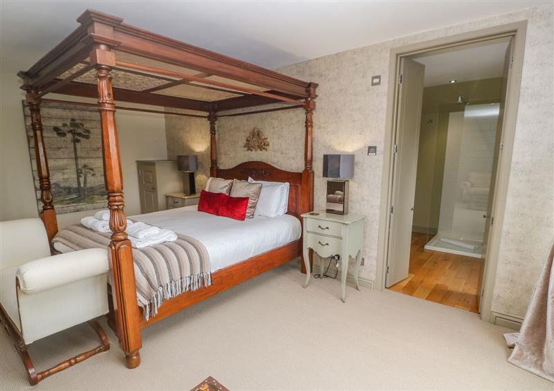 This is a bedroom (photo 2) at Bodmin Country House, Lanivet