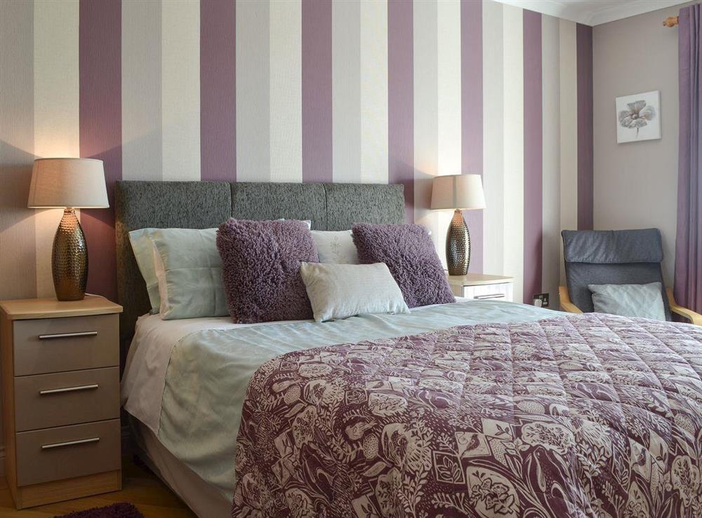 Kingsize bedroom with freeview TV & en-suite (photo 5) at Bodrydd,