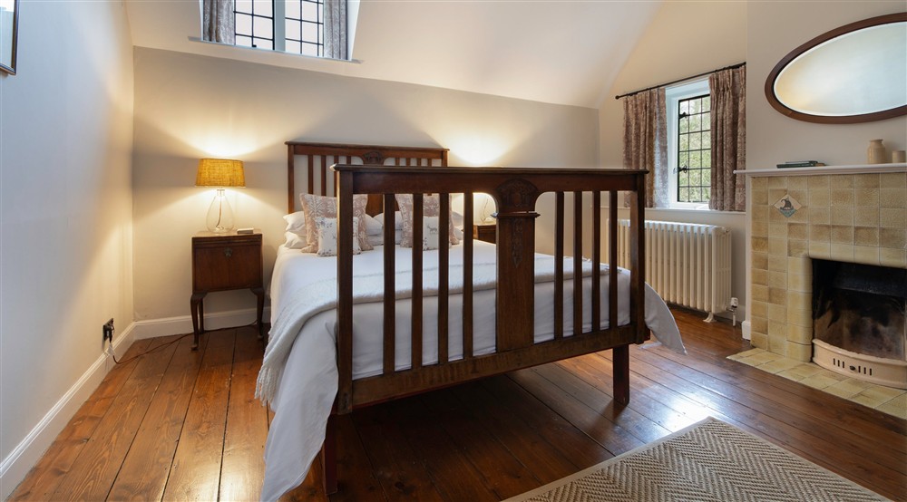 The double bedroom at Bog Cottage in Banbury, Oxfordshire