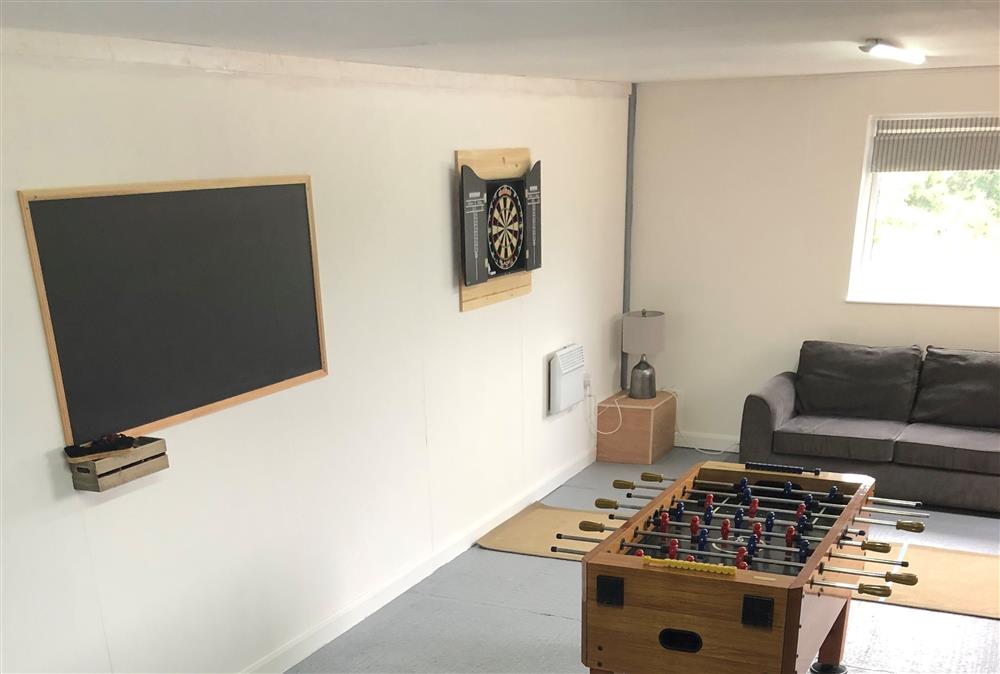 Games room with table football, darts, billiards and table tennis (photo 2) at Bokes Barn, Hawkhurst