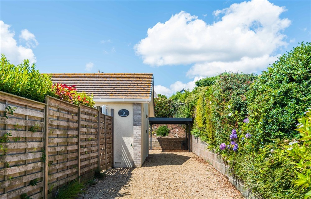 The garden in Bolt Tail View (photo 2) at Bolt Tail View in Thurlestone