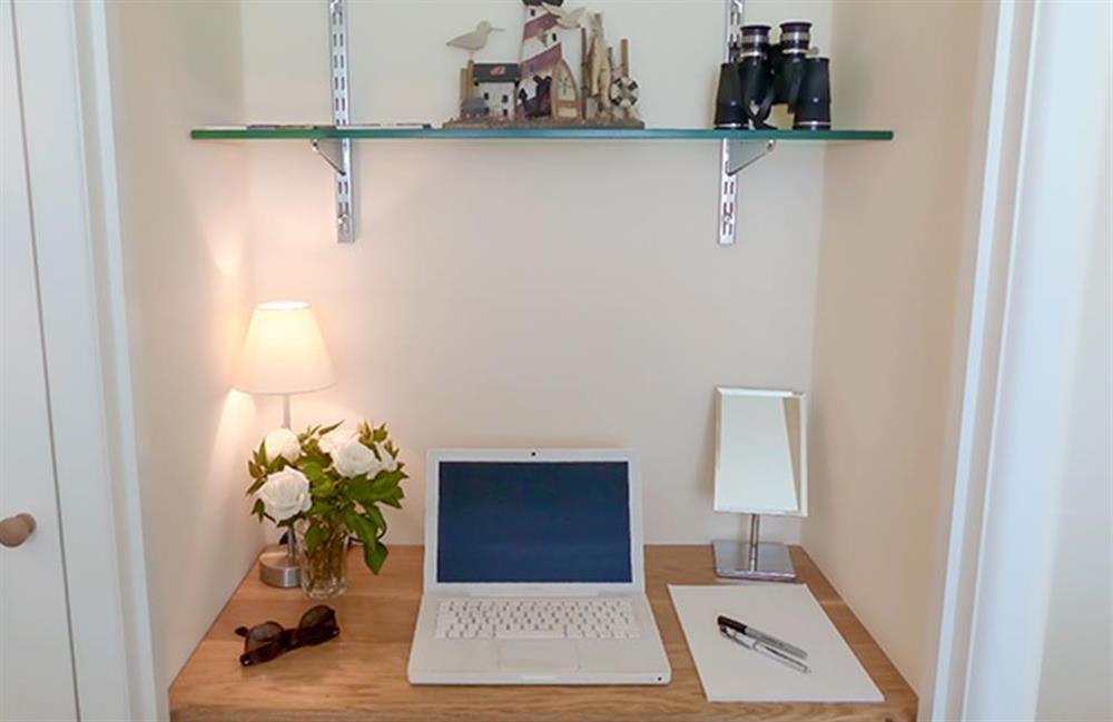 The dressing table or work station in the cabin style bedroom at Bolthole Cabin, Dartmouth