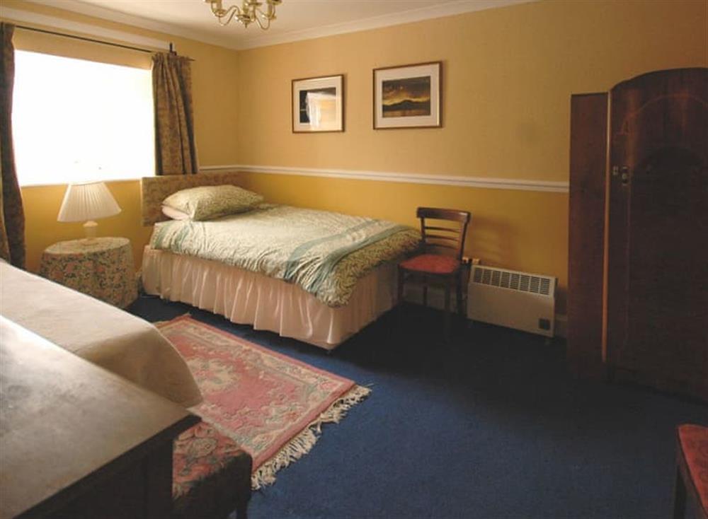 Good-sized twin bedroom at Etive View, 