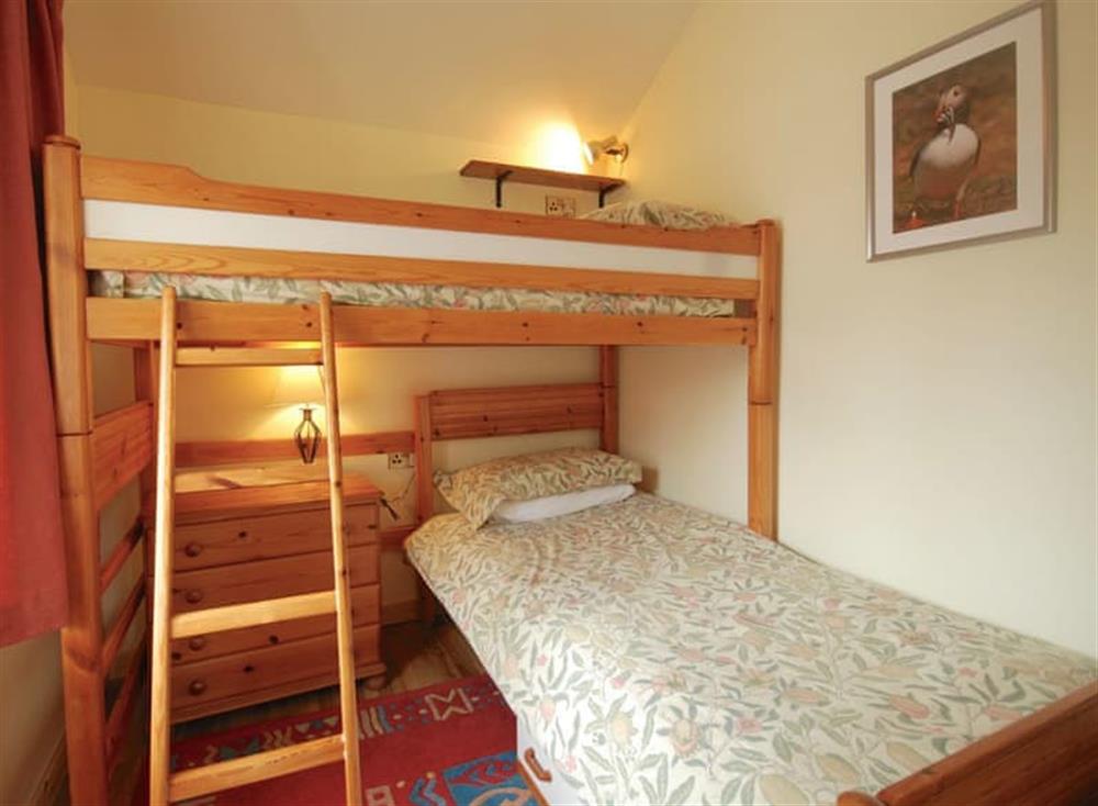 Comfortable bunk bedroom at Holly Cottage, 