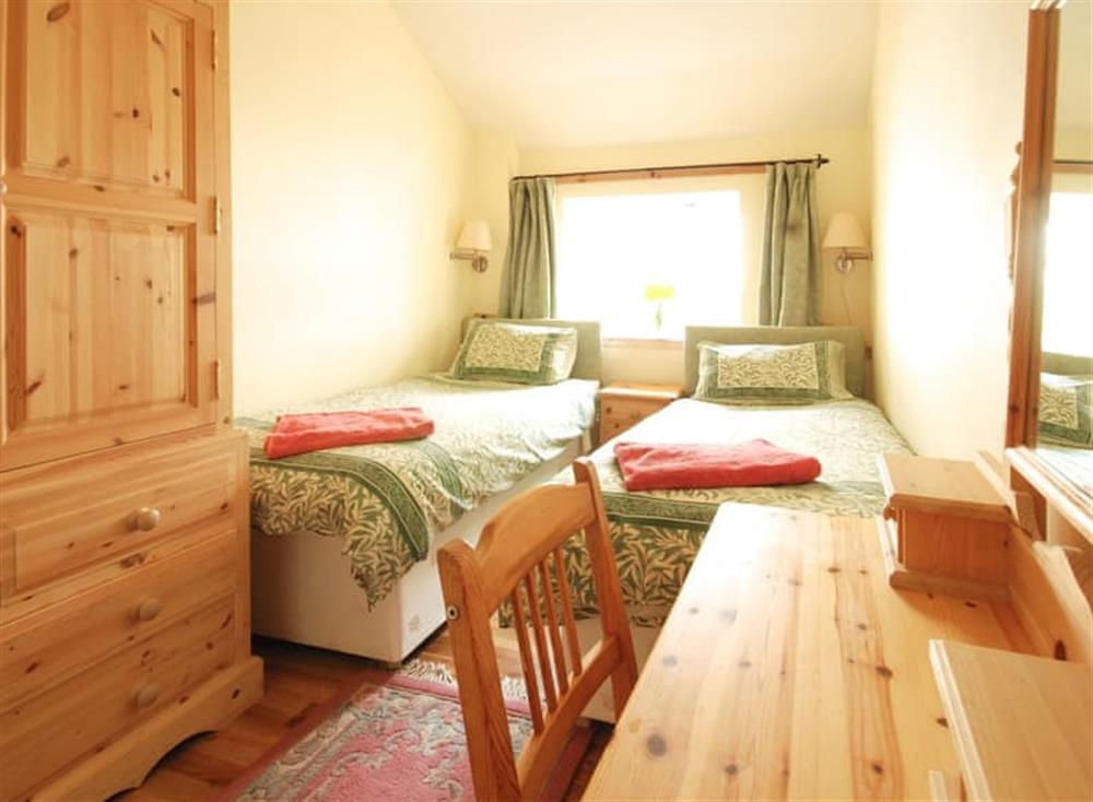 Comfortable twin bedroom at Honeysuckle Cottage, 
