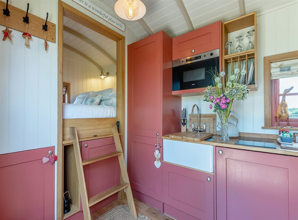 Open plan living space (photo 6) at Bonnies Shepherd Hut in Nottingham, Leicestershire