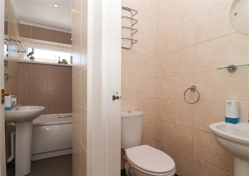 Bathroom at Boos Bungalow, Callington near Gunnislake