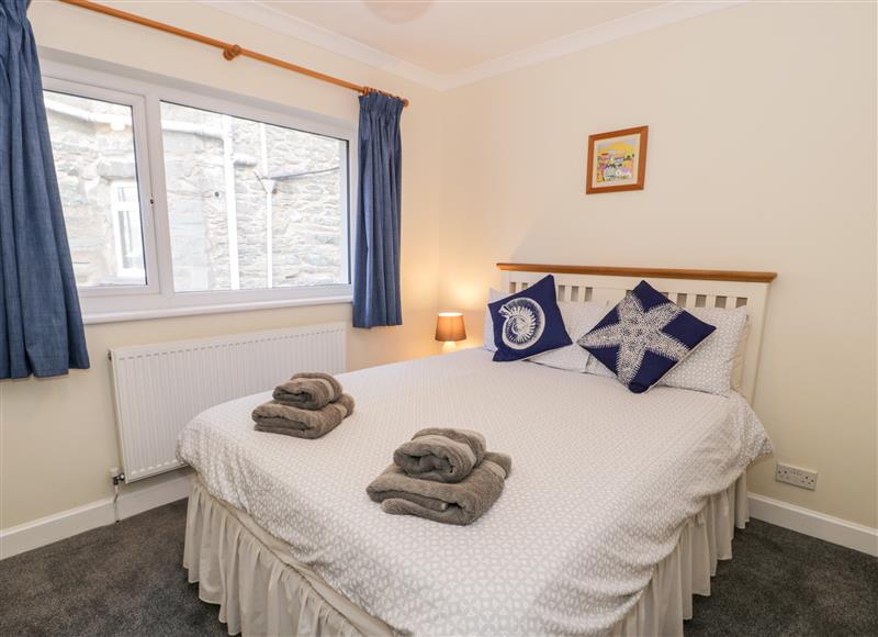 One of the 3 bedrooms (photo 2) at Borthwen, Barmouth