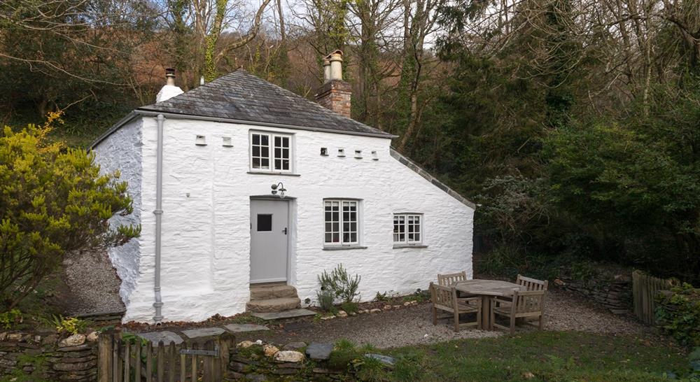The exterior of Boscastle Elm Cottage, Cornwall at Boscastle Elm Cottage in Boscastle, Cornwall