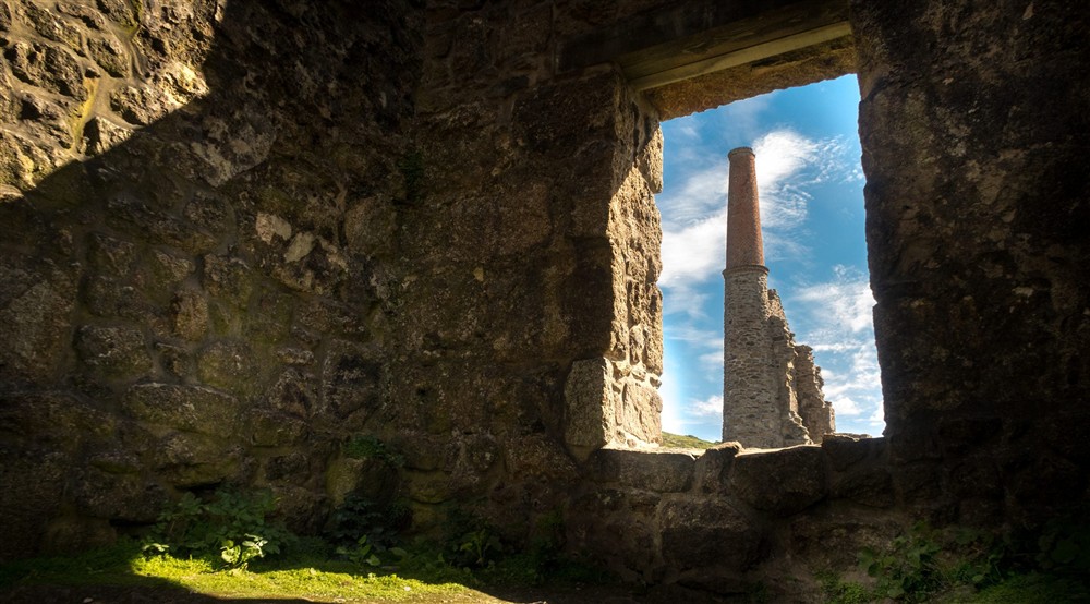 The ruins of the Carn Galver Tin Mine near Bosigran Cottage, Cornwall at Bosigran Cottage in Penzance, Cornwall