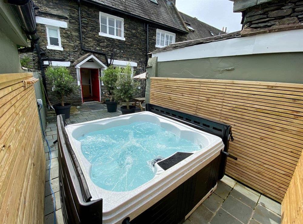 Hot tub at Boston House in Windermere, Cumbria
