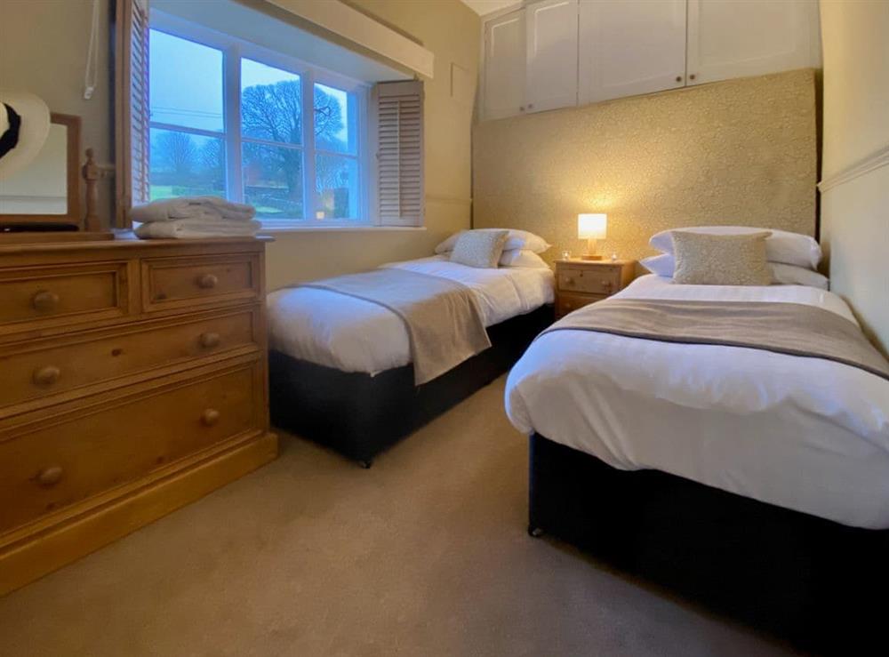 Twin bedroom at Boston House in Windermere, Cumbria