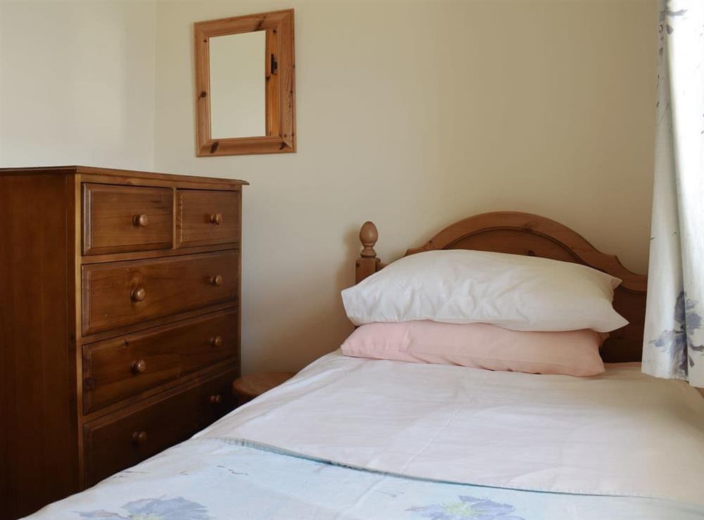 Cosy single bedroom at Bosuns Cottage in Whitby, North Yorkshire