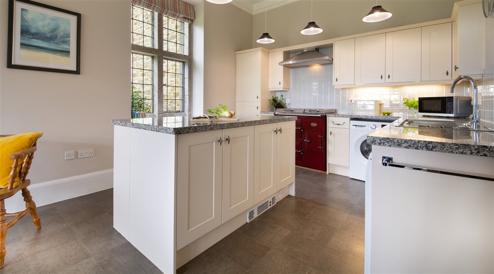 The kitchen and breakfast room (photo 3) at Bosveal in Falmouth, Cornwall