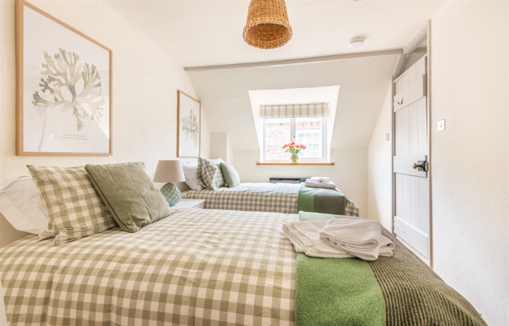 A bedroom in Bow Bridge House and Cottages at Bow Bridge House and Cottages in Tuckenhay