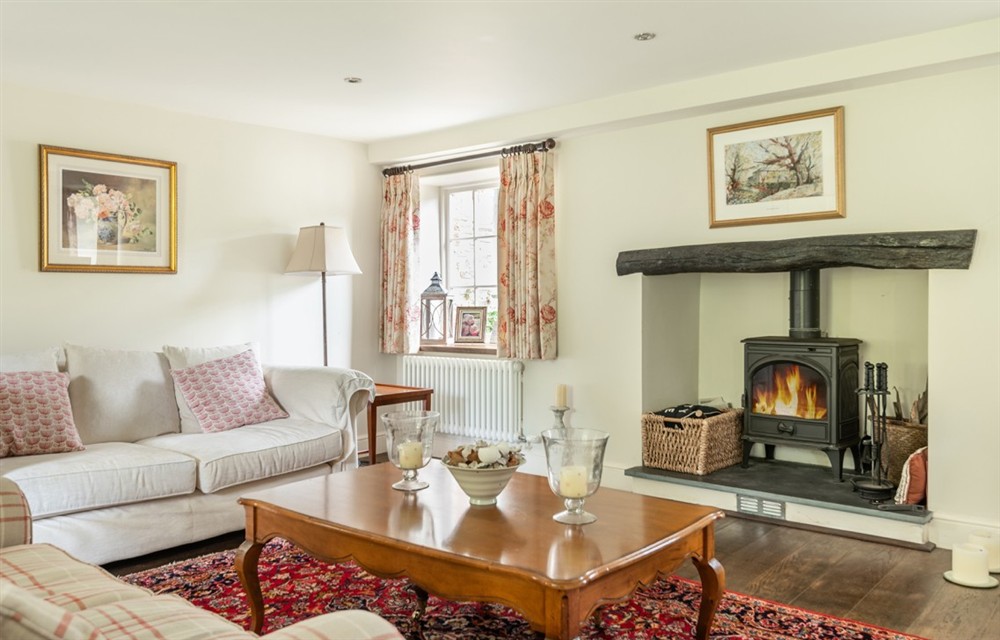 Enjoy the living room at Bow Bridge House and Cottages in Tuckenhay