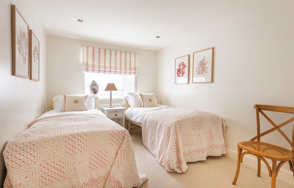 This is a bedroom at Bow Bridge House and Cottages in Tuckenhay