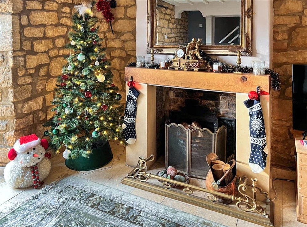 Christmas at Bow Cottage in Bourton On The Water, Gloucestershire