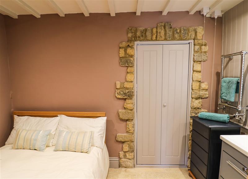 This is a bedroom at Bow Cottage, Bourton-On-The-Water