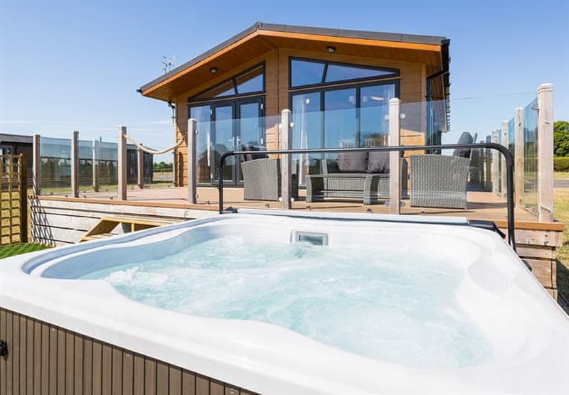 The relaxing hot tub in Oak at Bowbrook Lodges in Pershore, Worcestershire