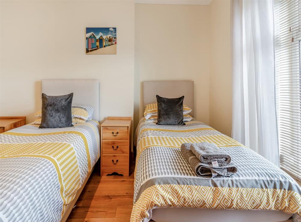 Twin bedroom (photo 2) at Bradford House in Garnant, near Ammanford, Dyfed