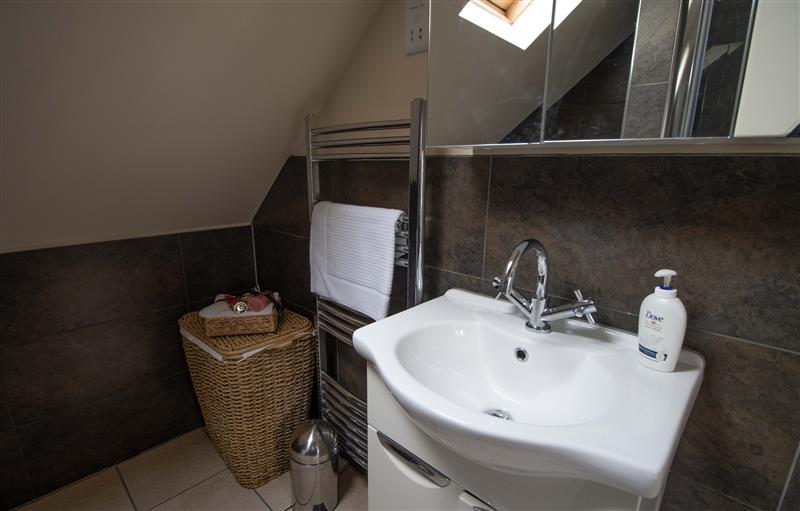 Bathroom (photo 2) at Bradley Manor, Fenay Bridge