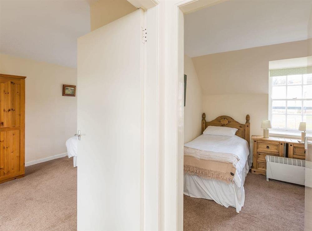 Twin bedroom at Brahan Cottages- Balnain 1 in Brahan, near Dingwall, Ross-Shire