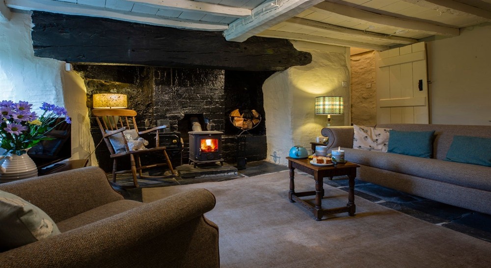 Sitting room (photo 2) at Braich Melyn in Gwynedd, North Wales