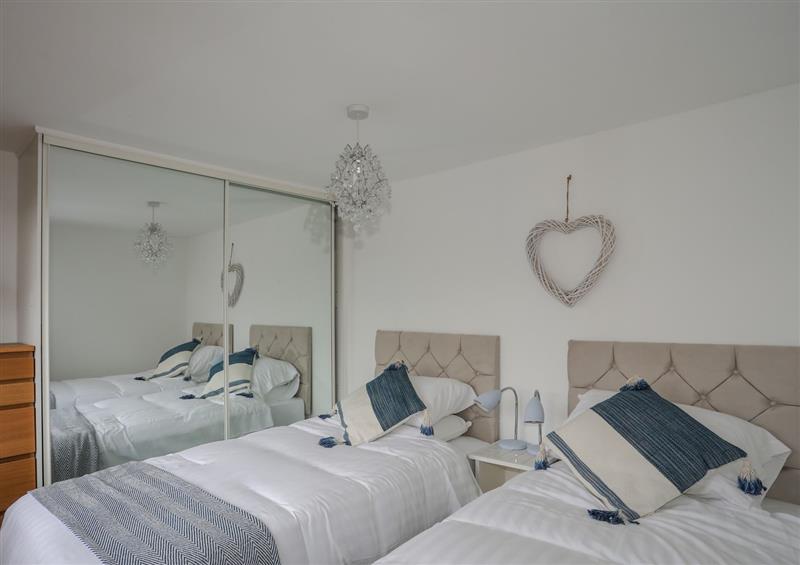 One of the 2 bedrooms at Bramble Bank, Llandanwg near Harlech