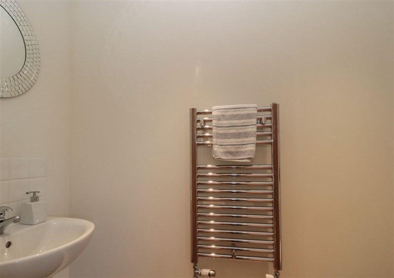 The bathroom (photo 2) at Bramble Cottage, Babcary near Lydford-On-Fosse