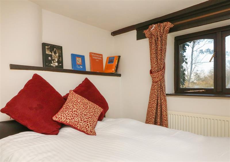 A bedroom in Bramble Cottage (photo 2) at Bramble Cottage, Bratton Clovelly near Bridestowe